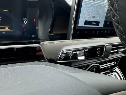 New 2024 Lincoln Corsair Grand Touring w/ Equipment Group 302A image 21