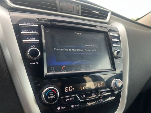 Used 2017 Nissan Murano S w/ Navigation Package image 14