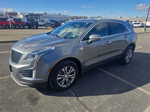Used 2021 Cadillac XT5 Premium Luxury image 1