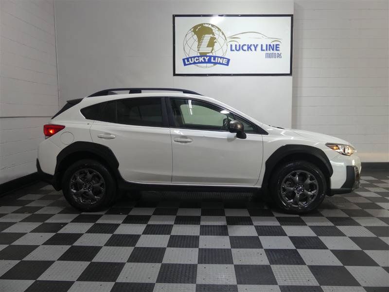 Used 2021 Subaru Crosstrek 2.5i Sport w/ Moonroof Package AWD/4WD image 6