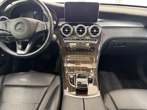 Used 2017 Mercedes-Benz GLC 300 4MATIC Coupe image 9