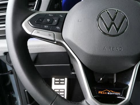 Certified 2025 Volkswagen Atlas Peak Edition SE AWD/4WD image 14