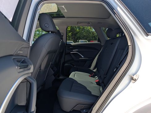 New 2026 Audi Q5 Premium Plus AWD/4WD image 6