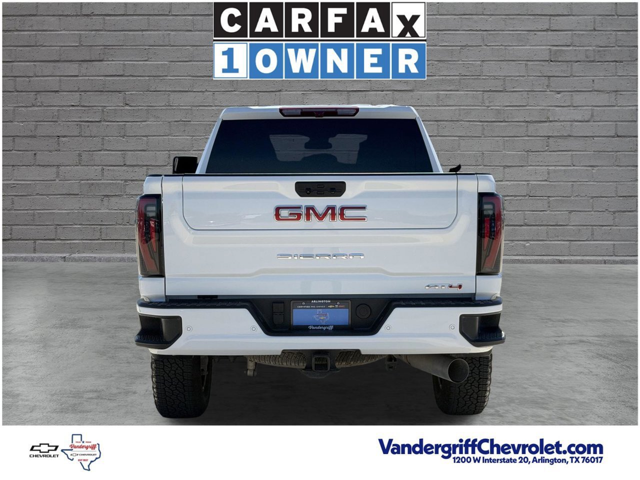 Certified 2025 GMC Sierra 2500 AT4 AWD/4WD image 5