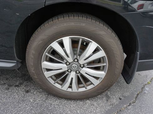 Used 2020 Nissan Pathfinder SV w/ Cargo Package FWD image 38