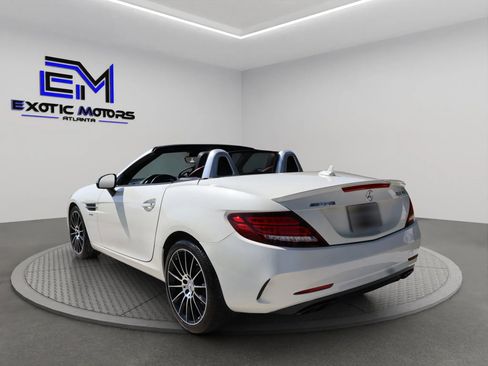 Used 2018 Mercedes-Benz SLC 43 AMG image 2