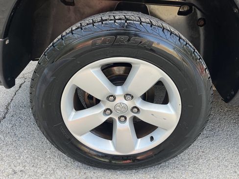 Used 2013 RAM 1500 Express image 33