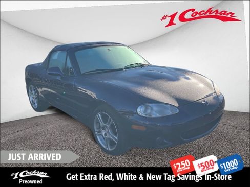 Used 2004 MAZDA MX-5 Miata w/ Convenience Pkg RWD image 1