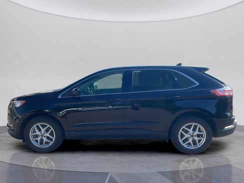 Used 2024 Ford Edge SEL w/ Convenience Package AWD/4WD image 2
