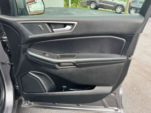 Used 2024 Ford Edge SEL w/ Cargo Accessory Package AWD/4WD image 31