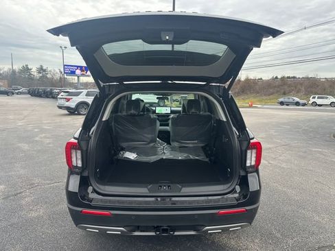 New 2026 Ford Explorer Active w/ Active Comfort Package image 11