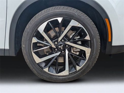 Used 2024 Mitsubishi Outlander SE image 10
