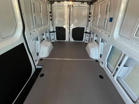 New 2025 Mercedes-Benz Sprinter 2500 image 23