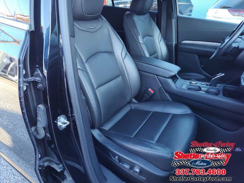 Used 2024 Cadillac XT4 Premium Luxury FWD image 26