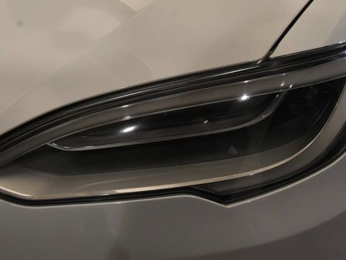 Used 2019 Tesla Model S Long Range image 9