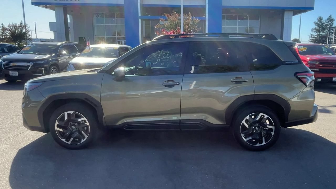 Used 2026 Subaru Forester Limited AWD/4WD image 4