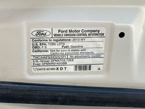Used 2013 Ford Edge SEL FWD image 26