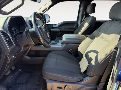 Used 2017 Ford F150 XLT w/ Equipment Group 302A Luxury image 9