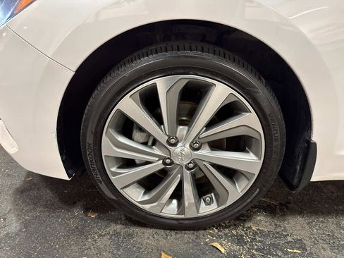 Used 2019 Hyundai Accent Limited image 10