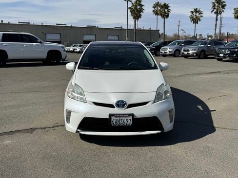 Used 2012 Toyota Prius Three w/ Solar Roof Pkg image 4