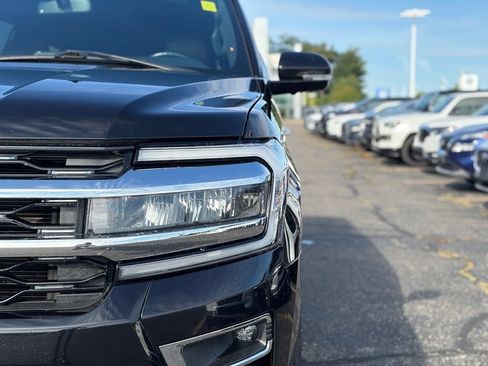 Used 2022 Ford Expedition Max Limited AWD/4WD image 4
