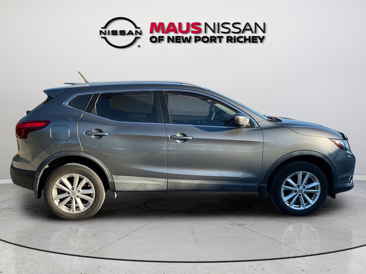 Used 2017 Nissan Rogue Sport SV w/ SV All-Weather Package FWD image 9