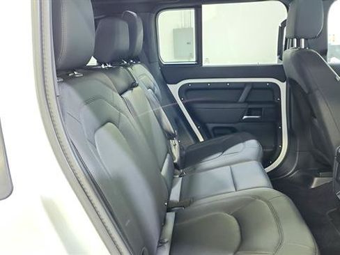Used 2025 Land Rover Defender 110 S AWD/4WD image 27