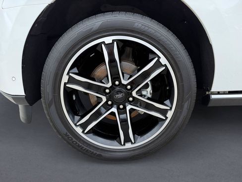 Used 2021 Ford Expedition Max Limited AWD/4WD image 15