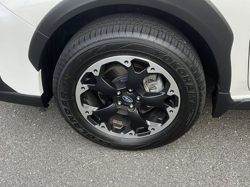 Certified 2023 Subaru Crosstrek 2.0i Premium image 9