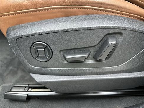 Certified 2024 Audi Q8 e-tron Premium image 12