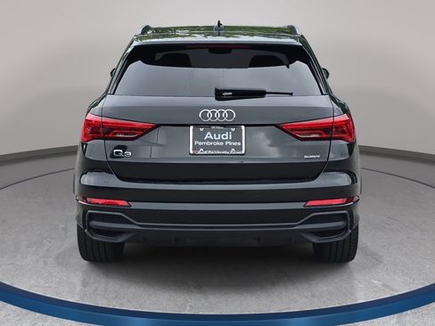Used 2023 Audi Q3 2.0T Premium Plus w/ Premium Plus Package AWD/4WD image 6