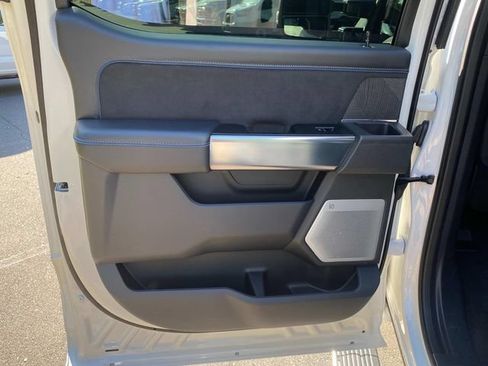 Used 2025 Ford F350 Platinum w/ FX4 Off-Road Package AWD/4WD image 9