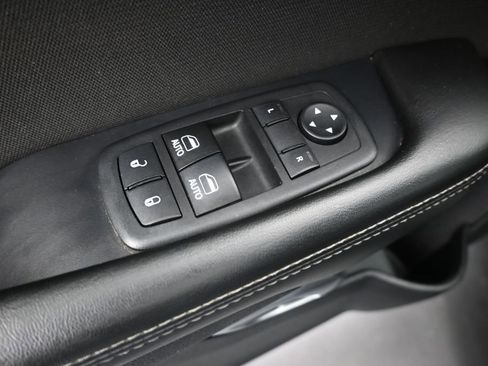 Used 2017 Dodge Challenger SXT w/ Blacktop Package RWD image 12