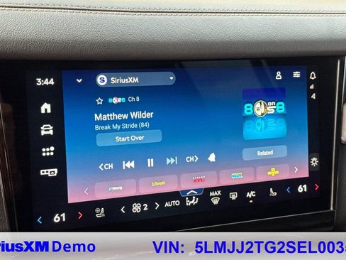 Certified 2025 Lincoln Navigator Black Label image 30