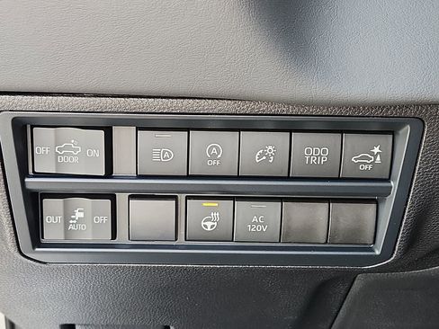 New 2026 Toyota Tundra Platinum AWD/4WD image 22