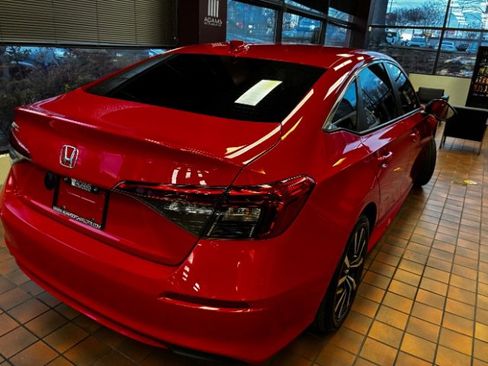 Used 2022 Honda Civic EX image 10