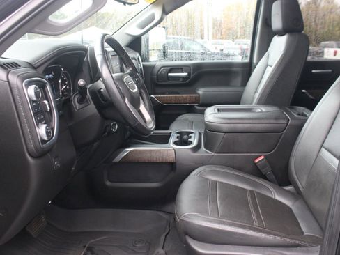 Used 2020 GMC Sierra 3500 Denali w/ Denali Ultimate Package image 17