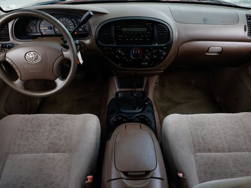 Used 2004 Toyota Tundra Limited image 2