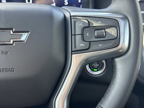 Used 2023 Chevrolet Suburban Z71 image 8