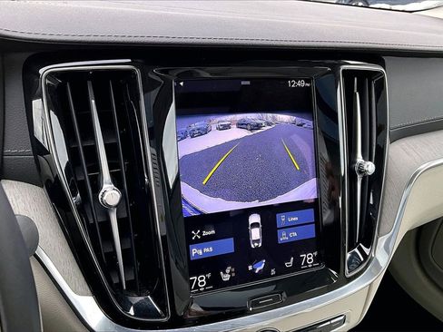 Used 2021 Volvo S60 T6 Inscription image 14