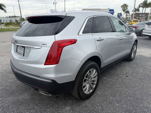 Used 2017 Cadillac XT5 Luxury FWD image 4