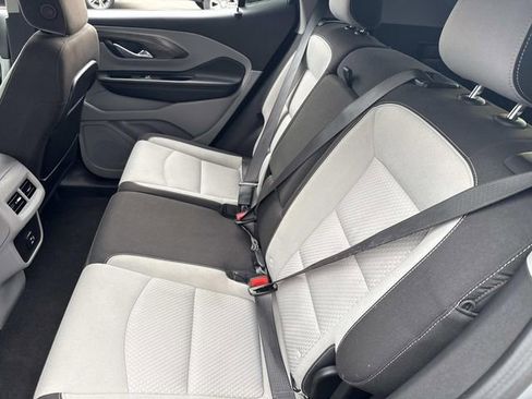 Used 2024 GMC Terrain SLE image 18