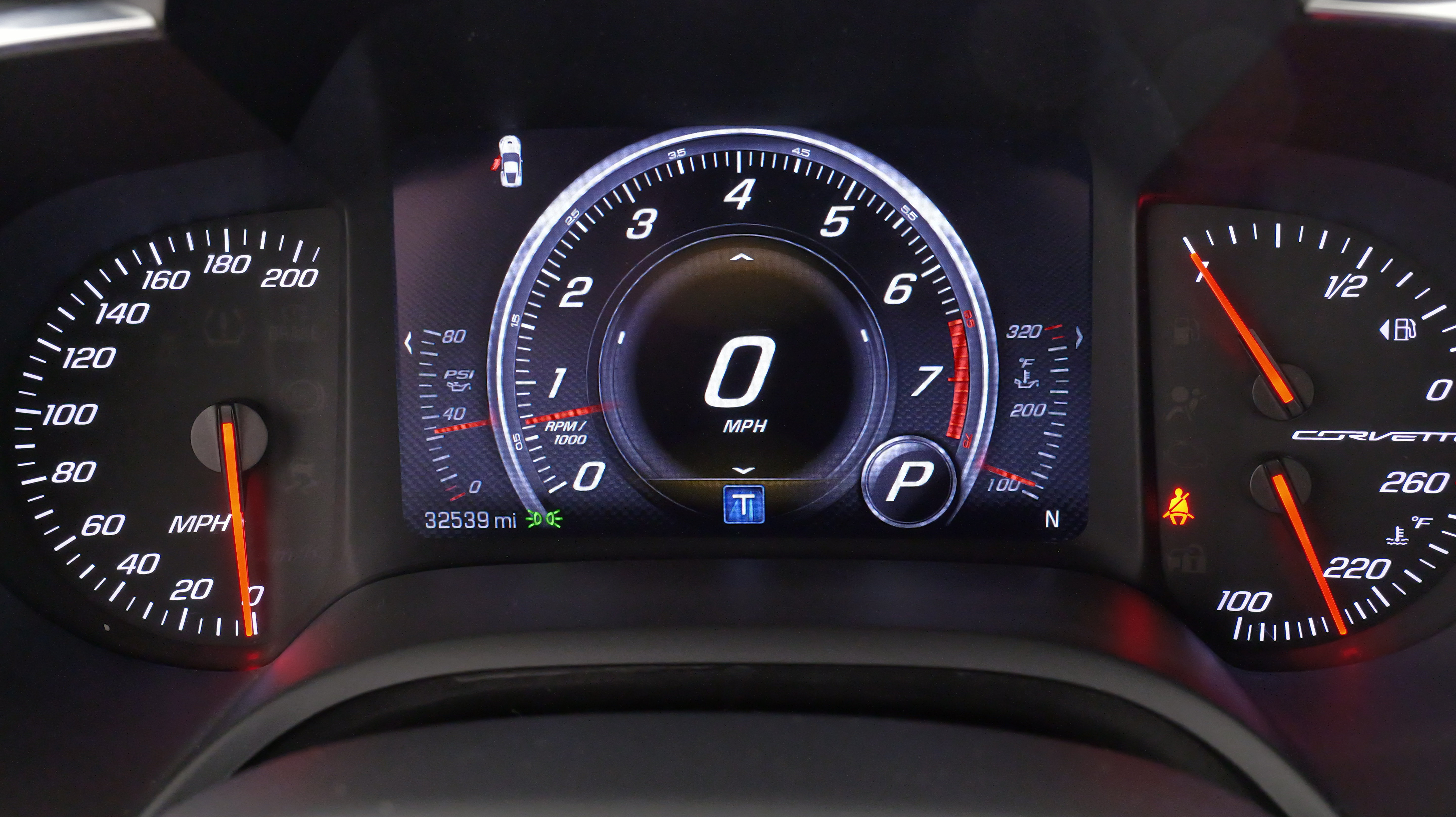 Used 2015 Chevrolet Corvette Stingray Convertible w/ 2LT Preferred Equipment Group RWD image 35