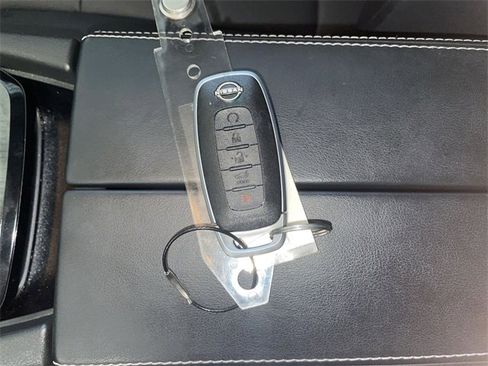 Certified 2024 Nissan Rogue SV w/ SV Premium Package image 32