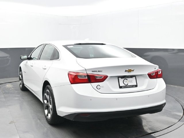 Used 2024 Chevrolet Malibu LT FWD image 4