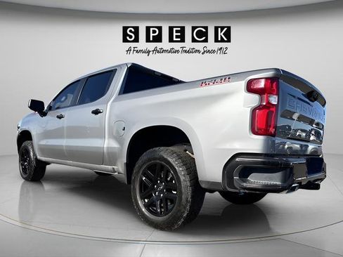 Used 2025 Chevrolet Silverado 1500 LT Trail Boss w/ Convenience Package II AWD/4WD image 3