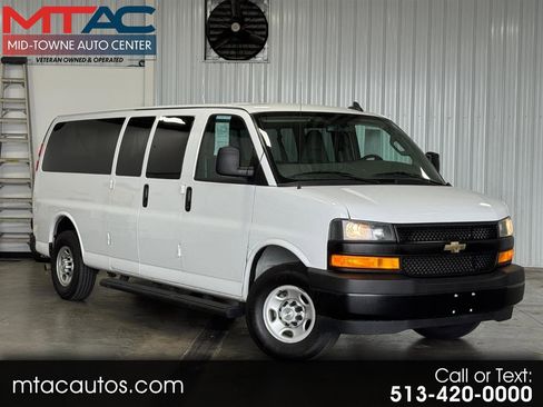 Used 2023 Chevrolet Express 3500 LS RWD image 1