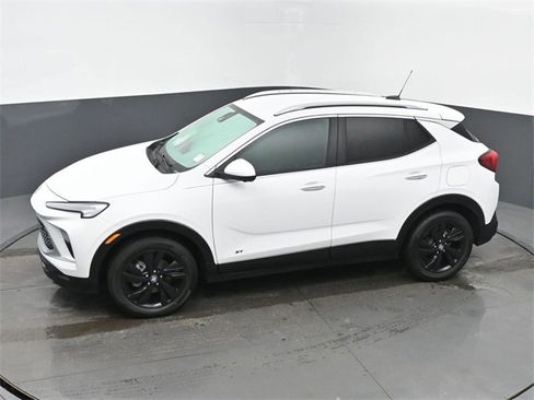 New 2026 Buick Encore GX Sport Touring w/ Advanced Technology Package image 39