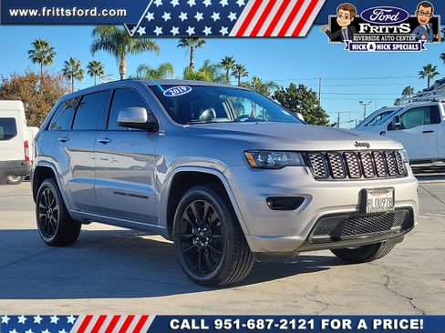 Used 2019 Jeep Grand Cherokee Altitude image 19
