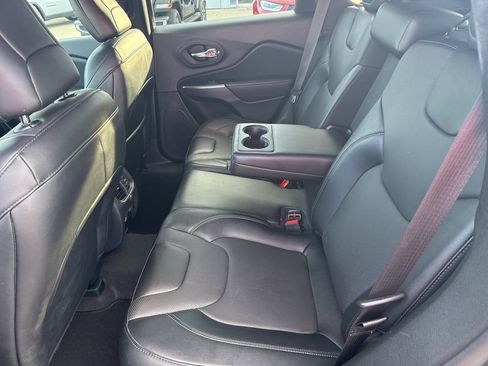 Used 2022 Jeep Cherokee Limited image 14